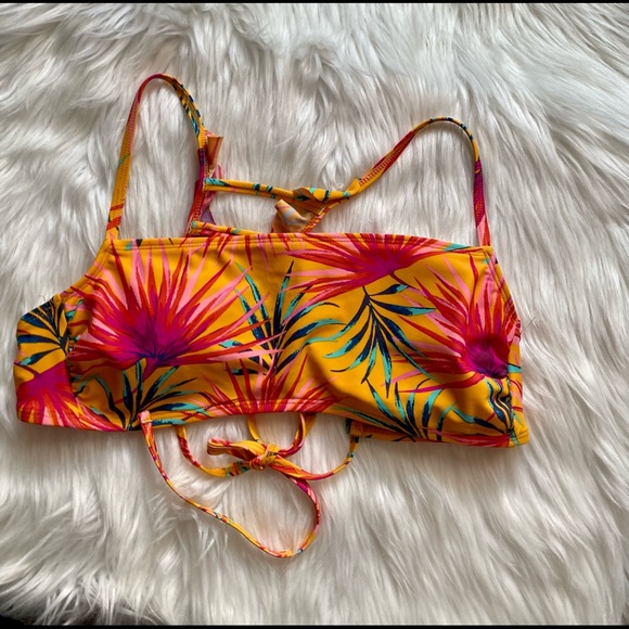 *sold* Tropical Bikini Top - Picture 4 of 8
